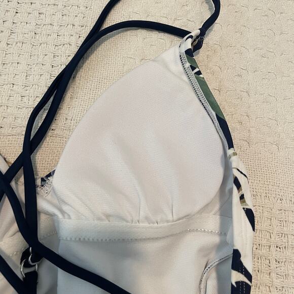 Hurley Criss cross back leaf print one piece swimsuit XS SW 5056 - Picture 3 of 11